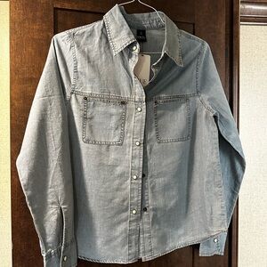 Hue Pearl Snap Denim Shirt size S